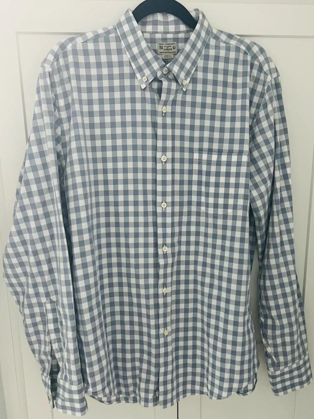 J. Crew Quality Woven Blue and White Gingham Button-Down Shirt 100 % cotton L
